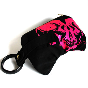Hot Pink Black Skull Kiss Bracelet Purse v1